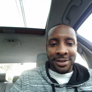 Meet your Posher, De-mario